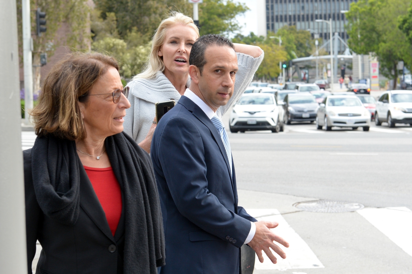 LA Ethics Commission accuses ex-Councilman Englander of misusing position, exceeding gift limits LA Ethics Commission accuses ex-Councilman Englander of misusing position, exceeding gift limits