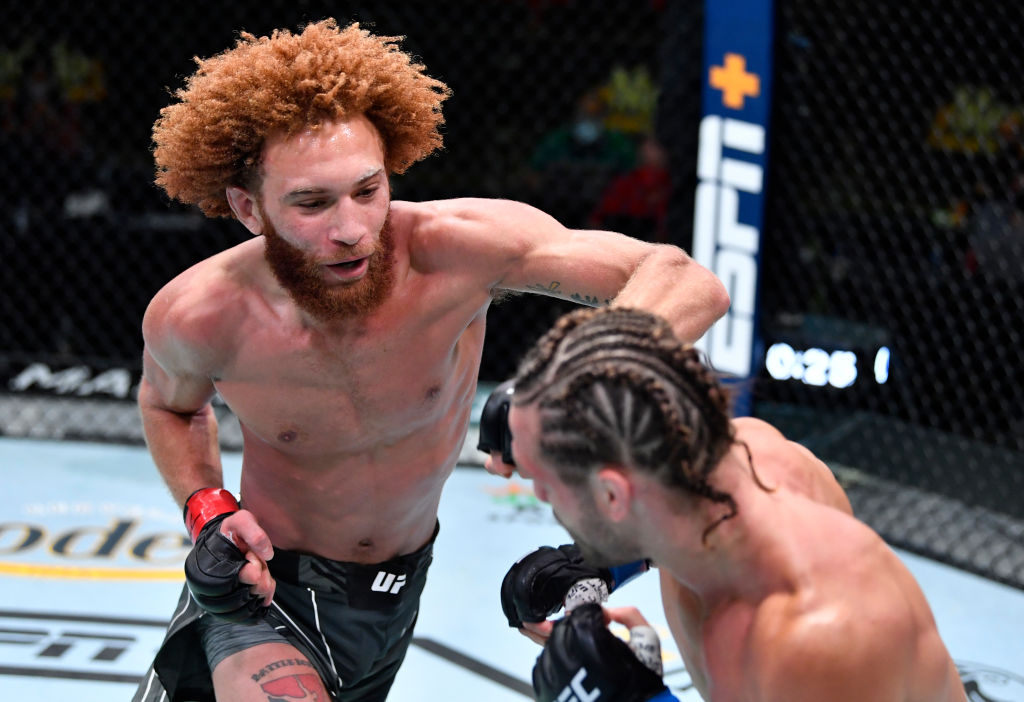 MMA Fighter Luis Pena Accused Of Punching Romantic Partner, Twitter Brings Up Jon Jones & Others MMA Fighter Luis Pena Accused Of Punching Romantic Partner, Twitter Brings Up Jon Jones & Others