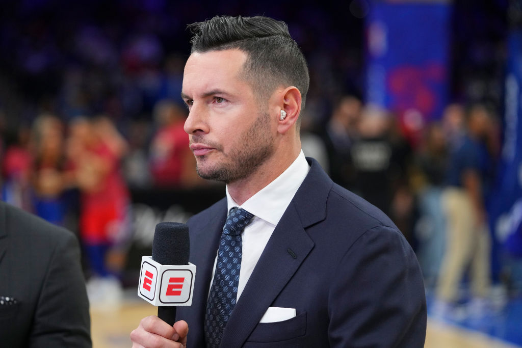 J.J. Redick Gets Praise For Smacking Down Host’s FOX News Undertones About Draymond Green J.J. Redick Gets Praise For Smacking Down Host’s FOX News Undertones About Draymond Green