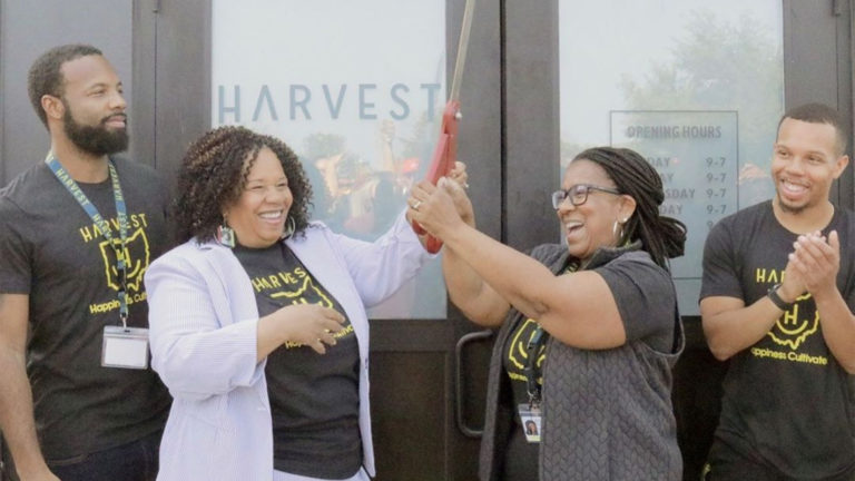 Meet Ohio’s Only Black Woman With Licenses To Cultivate, Dispense, and Sell Cannabis Meet Ohio’s Only Black Woman With Licenses To Cultivate, Dispense, and Sell Cannabis