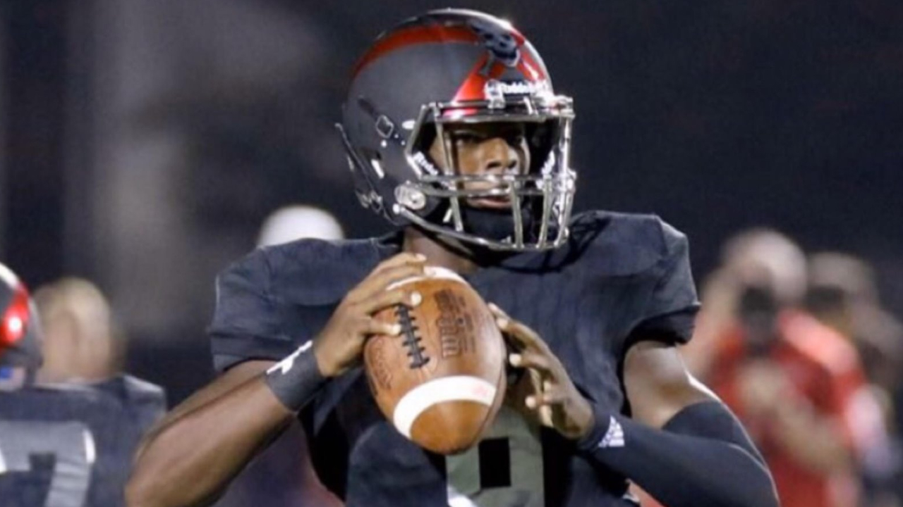 The Deion Sanders Effect: Nation’s No. 1 Ranked Junior College QB Commits to Mississippi Valley State University The Deion Sanders Effect: Nation’s No. 1 Ranked Junior College QB Commits to Mississippi Valley State University
