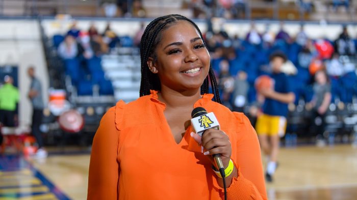 I faced my share of challenges, but the HBCU experience owes me nothing Transitioning from Florida A&M to North Carolina A&T, this Rhoden Fellow witnessed the highs and lows of attending a historically Black college I faced my share of challenges, but the HBCU experience owes me nothing Transitioning from Florida A&M to North Carolina A&T, this Rhoden Fellow witnessed the highs and lows of attending a historically Black college