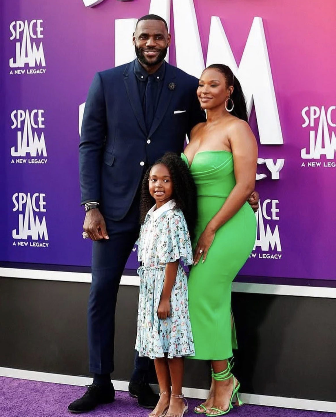 Savannah James Goes Green at the ‘Space Jam: A New Legacy’ Premiere with LeBron and Zhuri James Wearing Alex Perry Green Strapless Midi Dress and Amina Muaddi Green Lace-Up Sandals Savannah James Goes Green at the ‘Space Jam: A New Legacy’ Premiere with LeBron and Zhuri James Wearing Alex Perry Green Strapless Midi Dress and Amina Muaddi Green Lace-Up Sandals