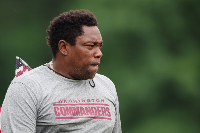 Pro Football Hall of Famer Warren Sapp Says NFL Owners Ignore Rooney Rule, Run League As “Slave System” Pro Football Hall of Famer Warren Sapp Says NFL Owners Ignore Rooney Rule, Run League As “Slave System”