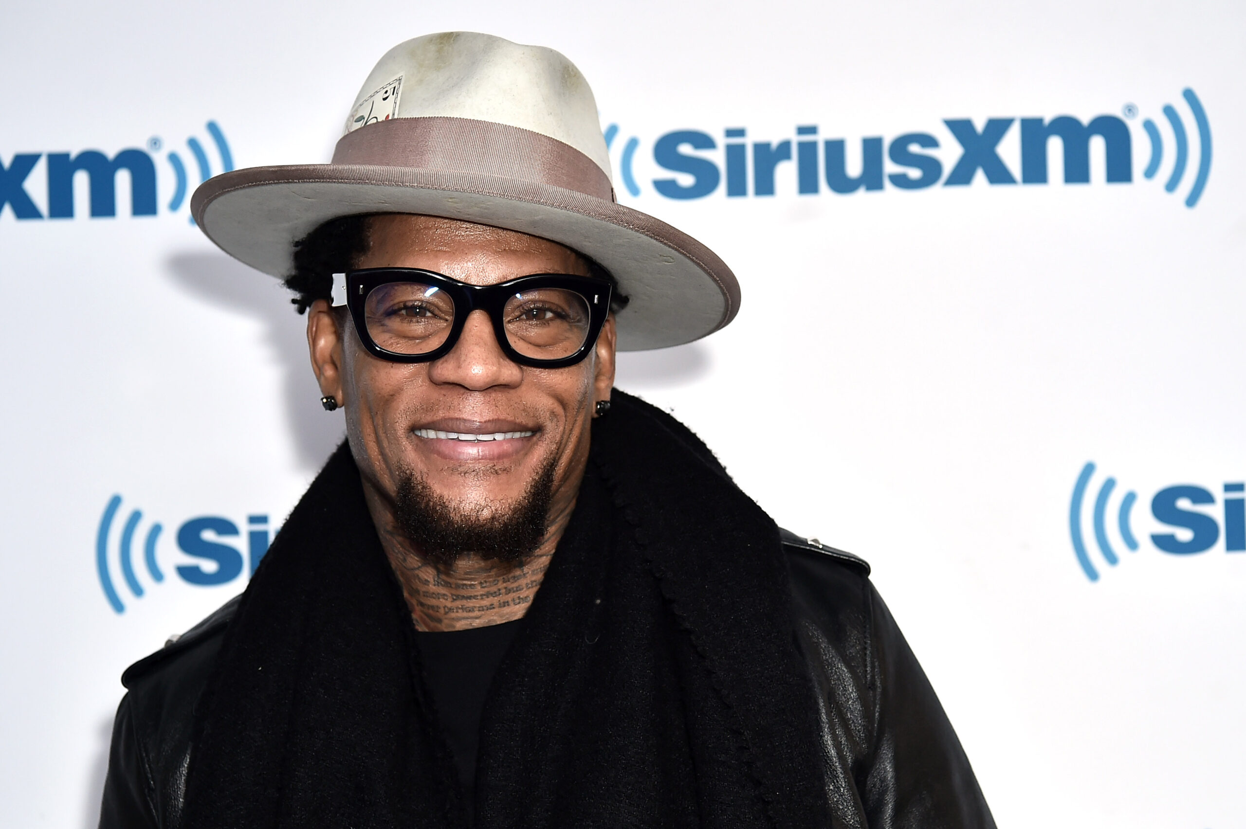 D.L. Hughley Reflects on His ‘Iconic TV Dad’ Role on ‘The Hughleys,’ Says a Reboot Is In the Works, ‘Which Will Be Another Version of Who I Am Now’ D.L. Hughley Reflects on His ‘Iconic TV Dad’ Role on ‘The Hughleys,’ Says a Reboot Is In the Works, ‘Which Will Be Another Version of Who I Am Now’