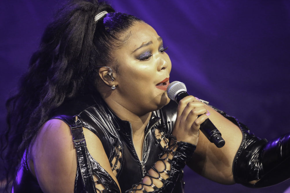 Lizzo And Live Nation Pledge One Million To Planned Parenthood Following Supreme Court Ruling Lizzo And Live Nation Pledge One Million To Planned Parenthood Following Supreme Court Ruling