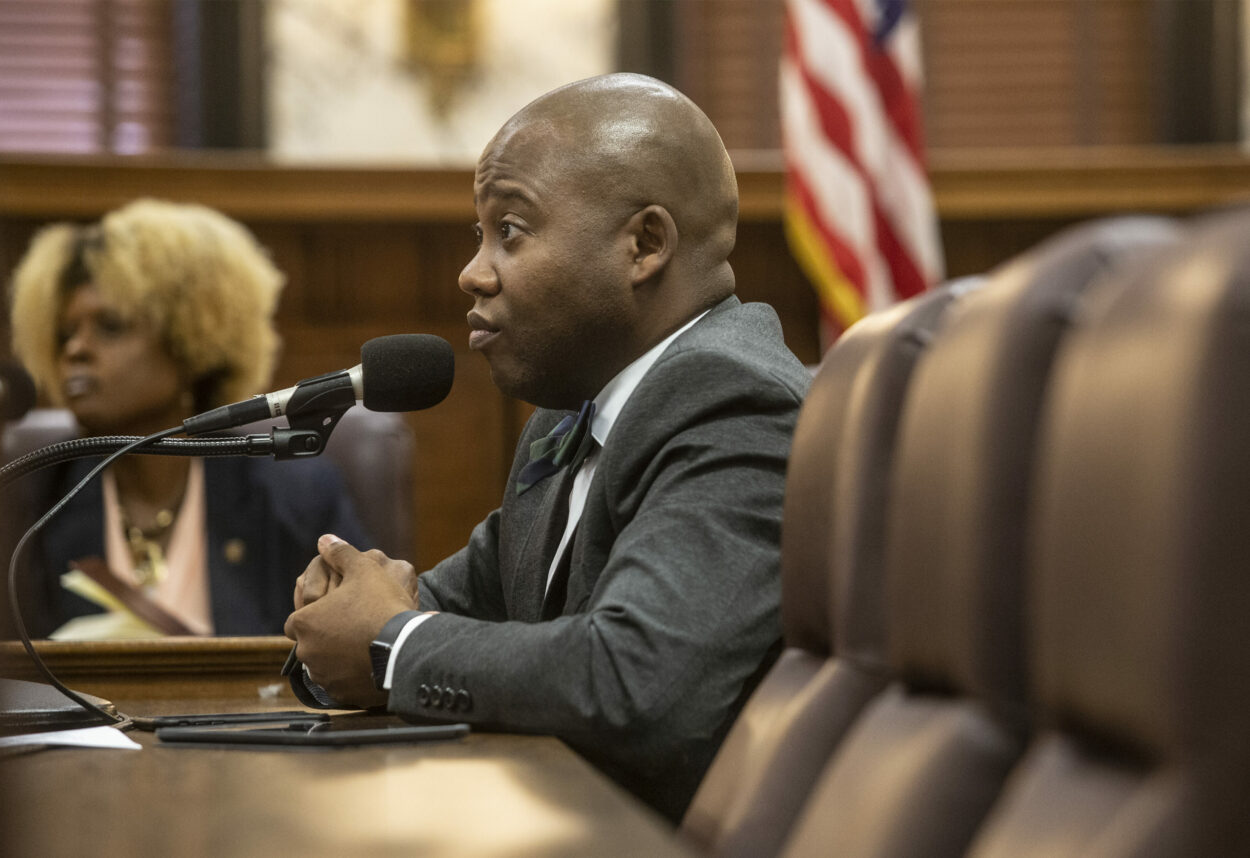 Black Lawmakers Stage Walkout As Mississippi Senate Bans Critical Race Theory In Schools Black Lawmakers Stage Walkout As Mississippi Senate Bans Critical Race Theory In Schools