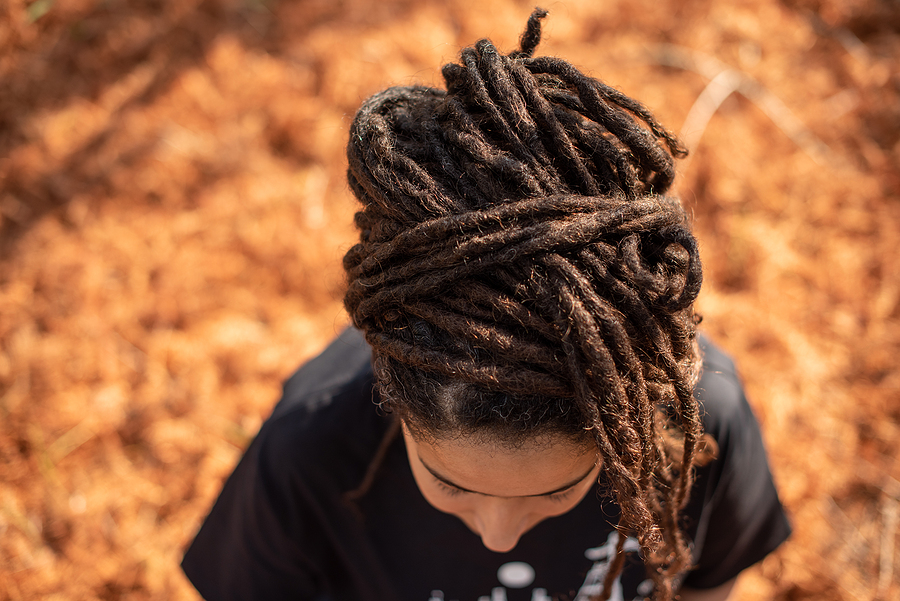 Teacher’s Loc ‘Hair History’ Lesson Goes Viral on TikTok: ‘Please Stop Calling Them Dreads’ Teacher’s Loc ‘Hair History’ Lesson Goes Viral on TikTok: ‘Please Stop Calling Them Dreads’