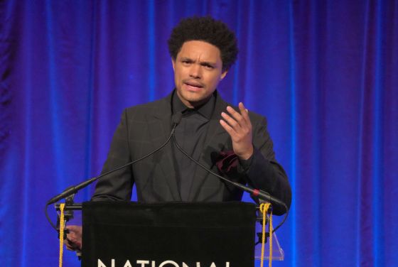 Trevor Noah Responds To The GRAMMYs Canceling Kanye West’s Performance, Says He Should Be ‘Counseled’ Instead Trevor Noah Responds To The GRAMMYs Canceling Kanye West’s Performance, Says He Should Be ‘Counseled’ Instead