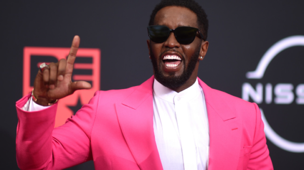 Diddy pledges $1M to Howard University in speech accepting BET lifetime achievement award Diddy pledges $1M to Howard University in speech accepting BET lifetime achievement award